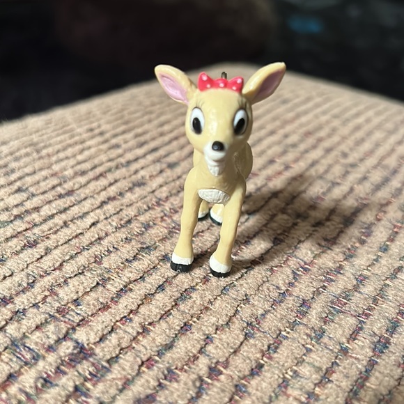 Clarice from Rudolph the red nosed reindeer - Picture 2 of 7